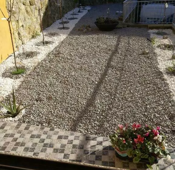 پانسیون Oporto Glamour Suite House