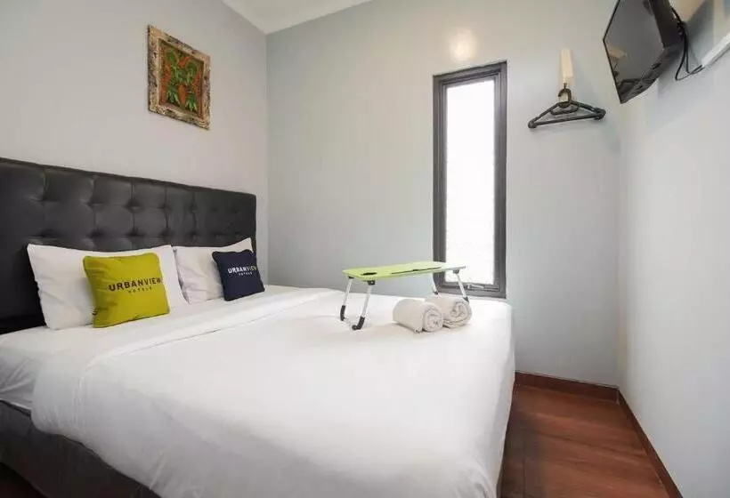 Urbanview Hotel Arafuru Residence Duren Sawit