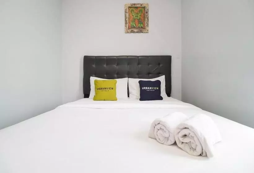 Urbanview Hotel Arafuru Residence Duren Sawit