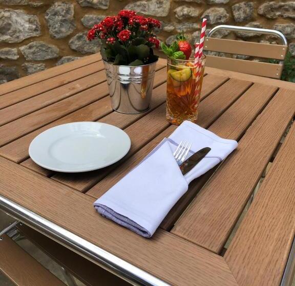 Hotel The Cross Keys Sherborne