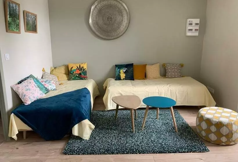 La Maison Des Légendes