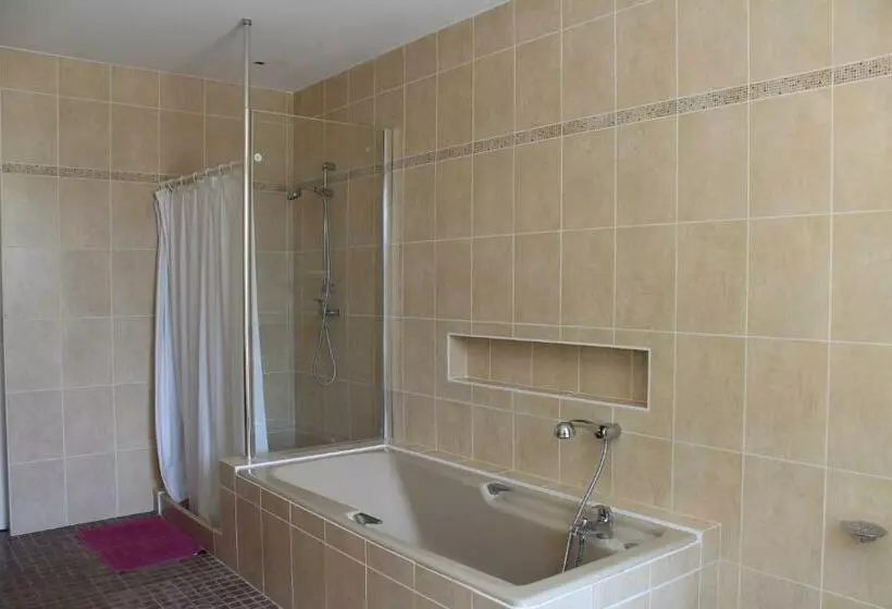 Majatalo Clos De Bellevue