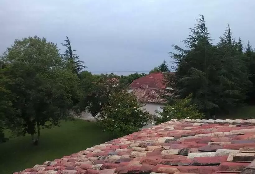 Majatalo Clos De Bellevue