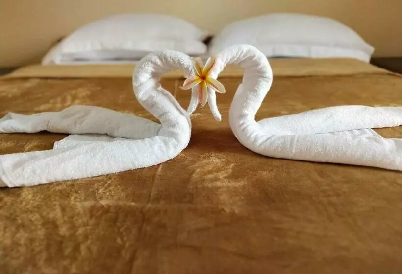 ペンション Lidah Lokal Guest House Singaraja