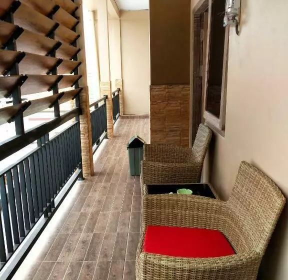 ペンション Lidah Lokal Guest House Singaraja