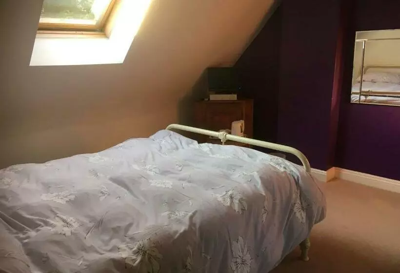 Moorclose Bed And Breakfast