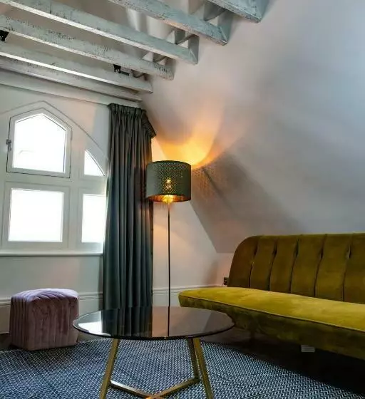 Nitehouse Serviced Apartments