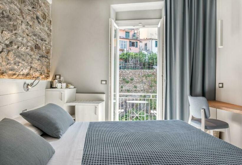 Пансион Amanarola