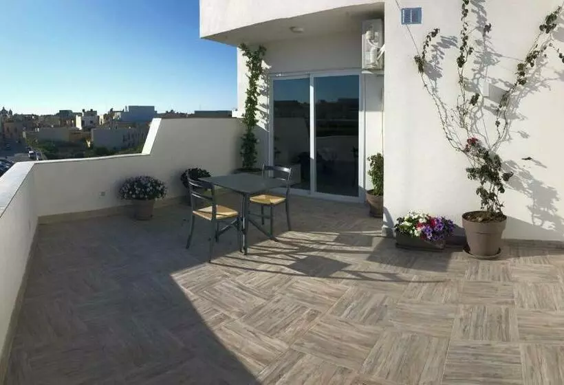 پانسیون Belvedere Airport Suites