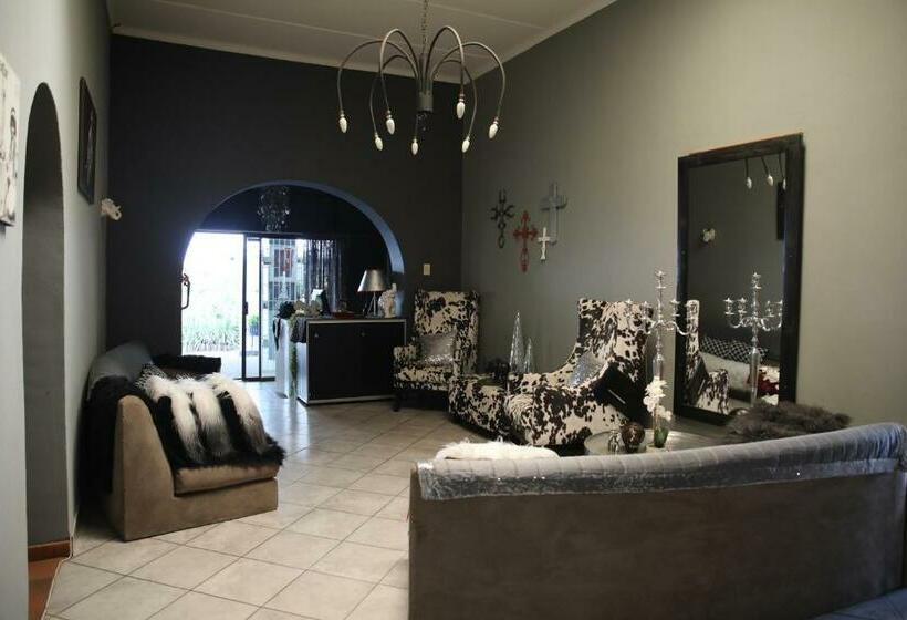 膳宿费 Eagle S Nest