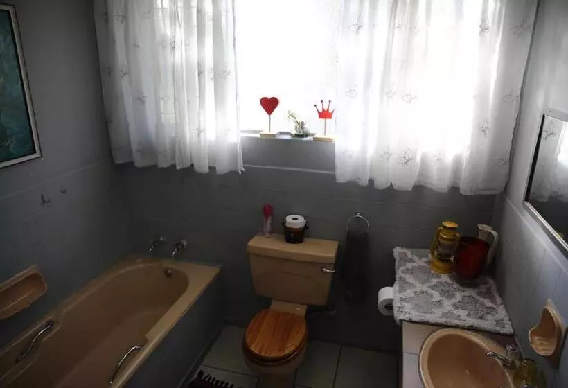 Majatalo Eagle S Nest