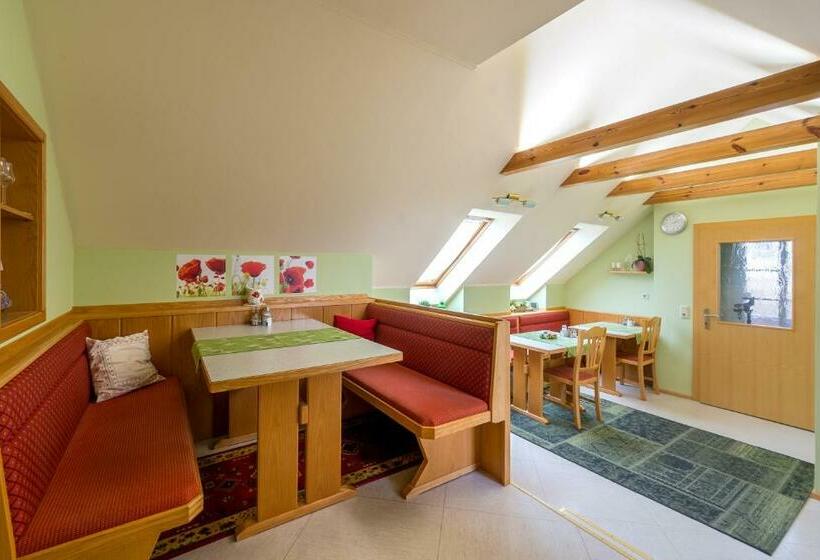 פנסיון Glatz Haus Siegesbrunn