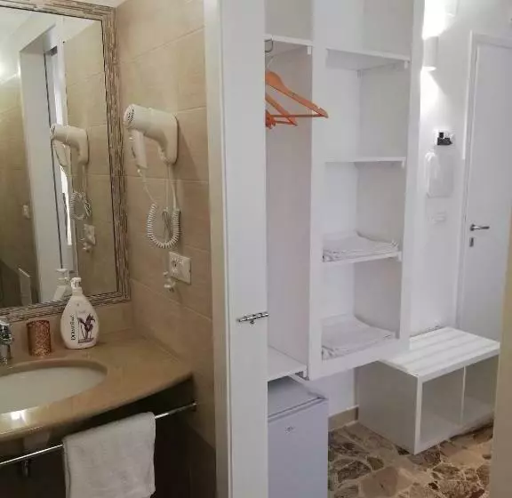 پانسیون Ostuni Crispi House