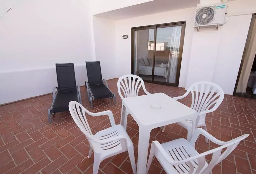 Apartamentos Mestret