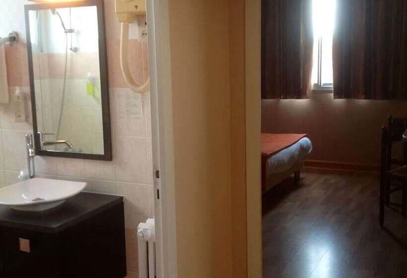 Brit Hotel Magdalena