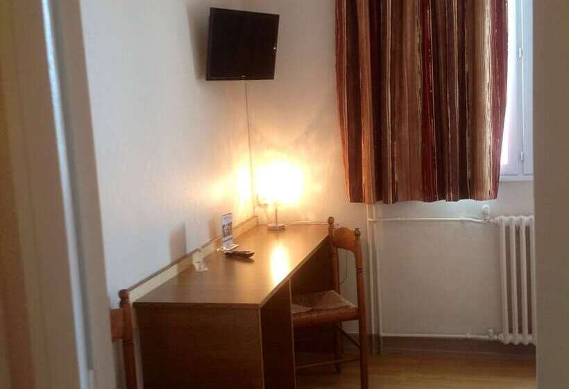 Brit Hotel Magdalena