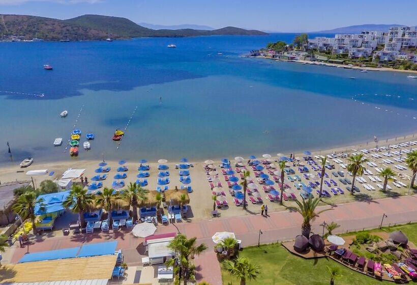 Costa Bitezhan Hotel   All Inclusive