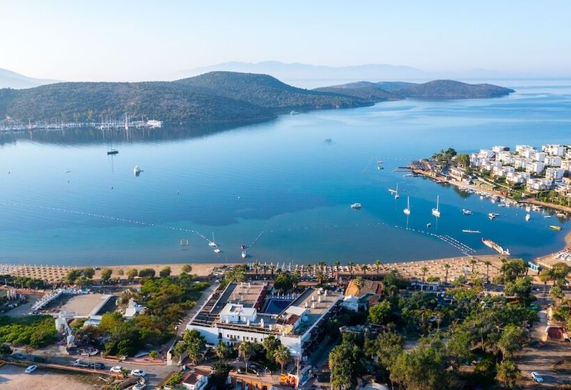 Costa Bitezhan Hotel   All Inclusive