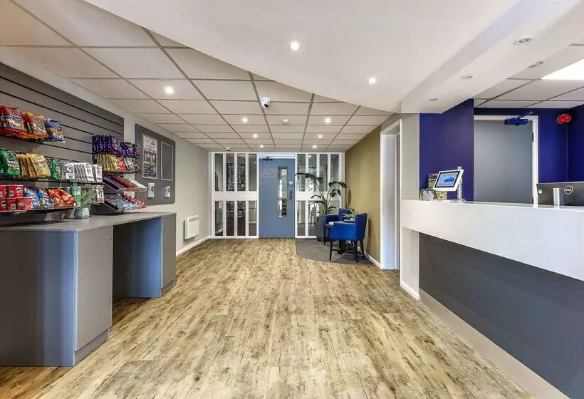 ホテル Days Inn London Stansted Airport