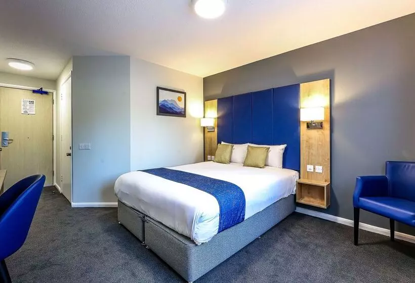 ホテル Days Inn London Stansted Airport