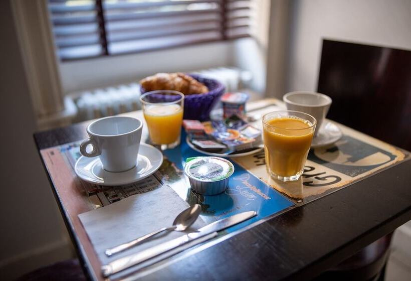 فندق De Normandie