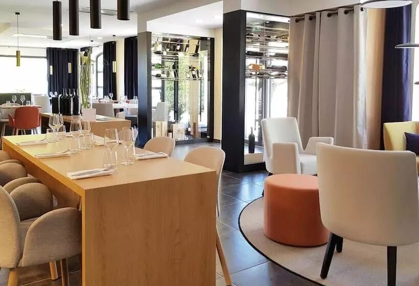 Отель Le Domaine Du Colombier