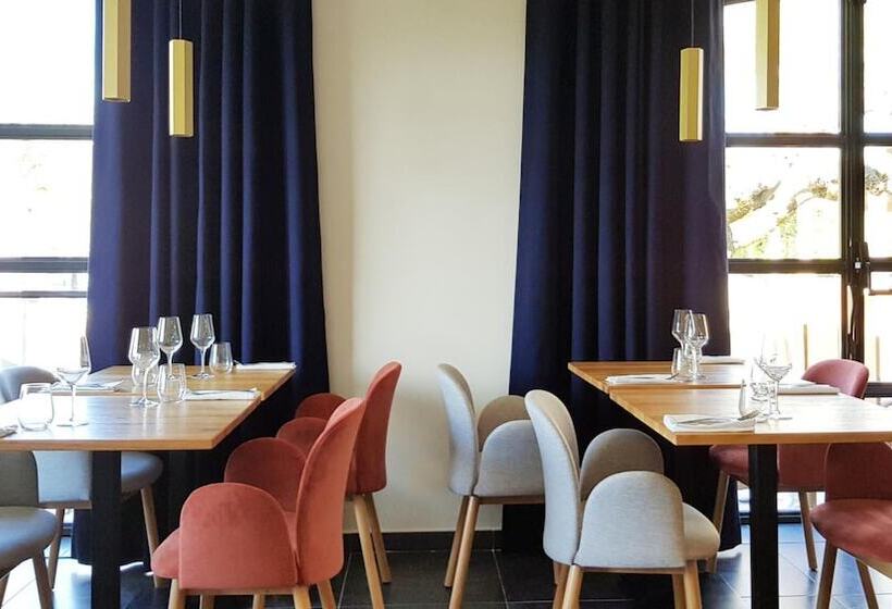 Отель Le Domaine Du Colombier