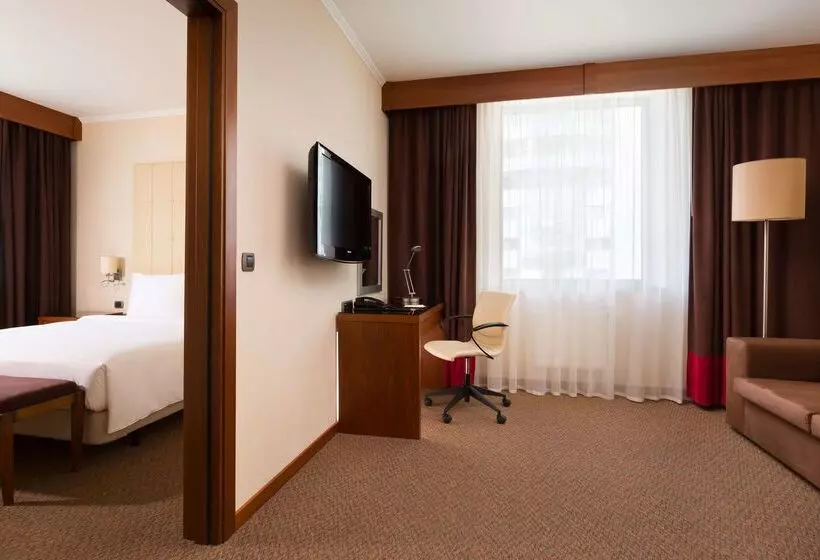 호텔 Doubletree By Hilton  Novosibirsk