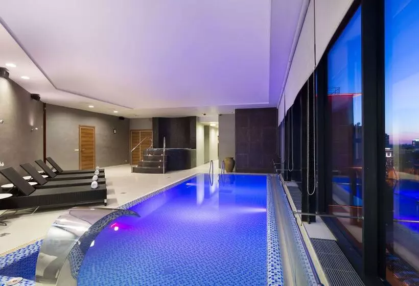 호텔 Doubletree By Hilton  Novosibirsk