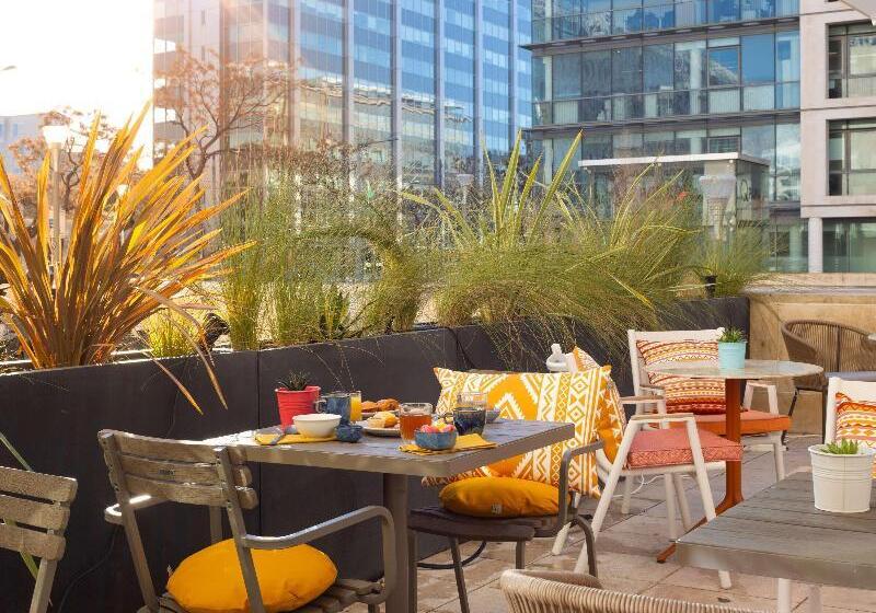 هتل Ibis Marseille Centre Euromed