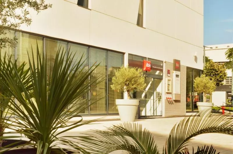 호텔 Ibis Marseille Centre Euromed