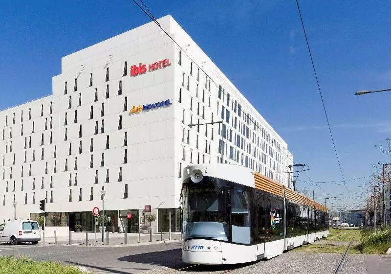 호텔 Ibis Marseille Centre Euromed