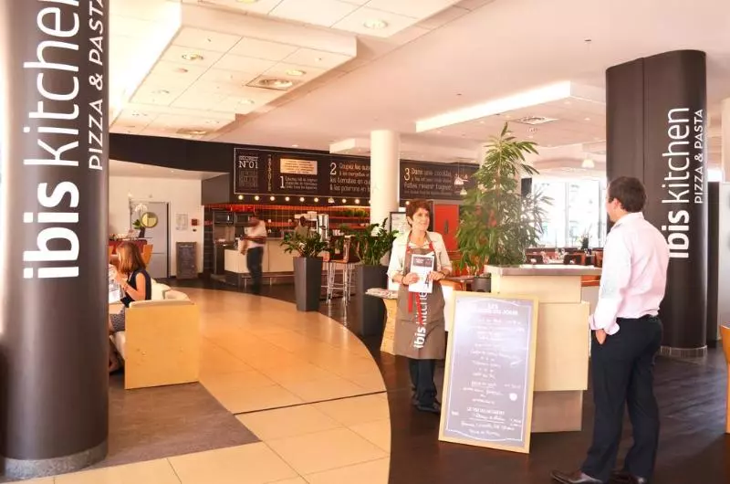 호텔 Ibis Marseille Centre Euromed