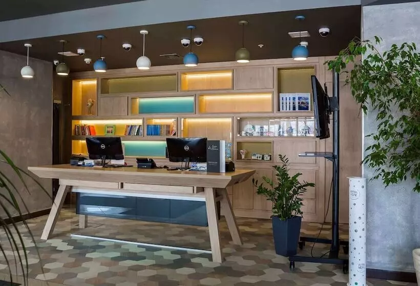 בית מלון כפרי Ibis Samara