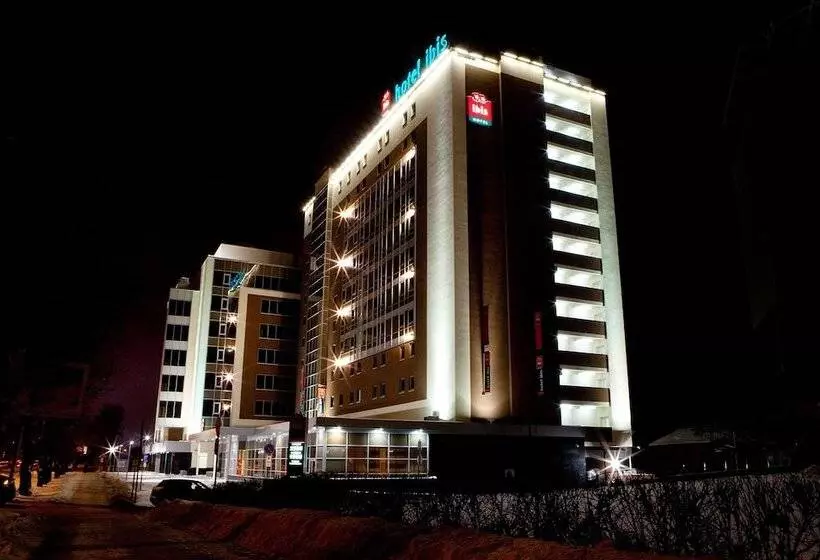 בית מלון כפרי Ibis Samara