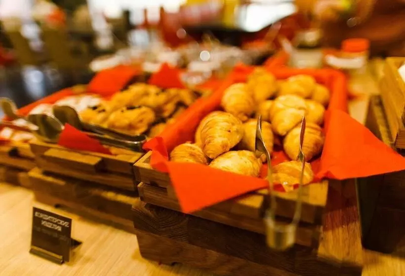 בית מלון כפרי Ibis Samara