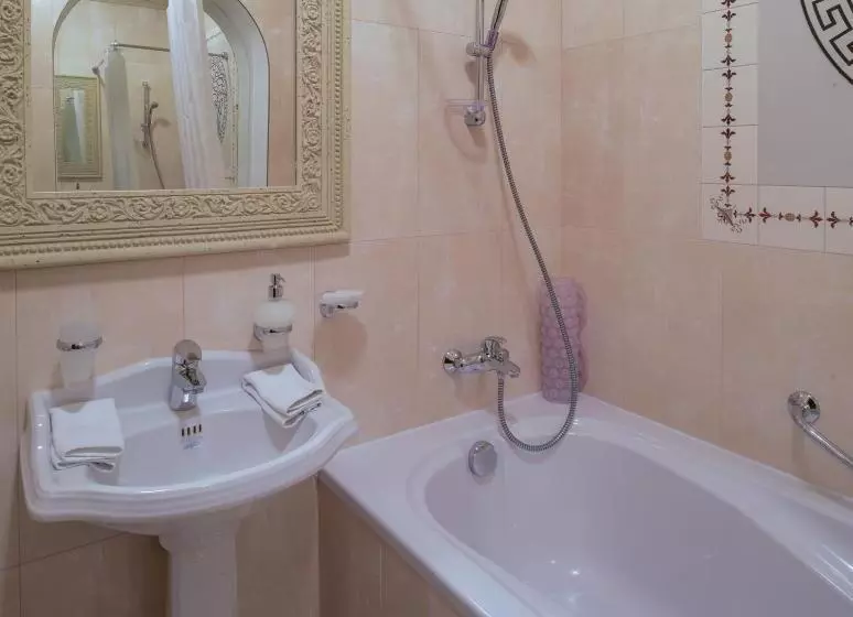 هتل La Gioconda Boutique