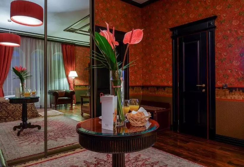 هتل La Gioconda Boutique