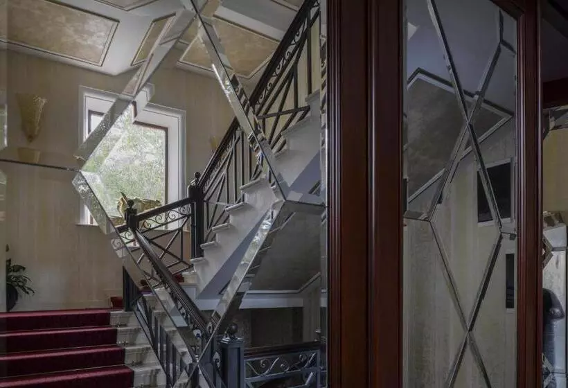 هتل La Gioconda Boutique