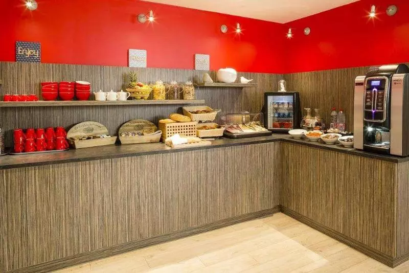 هتل Les Loges Du Park