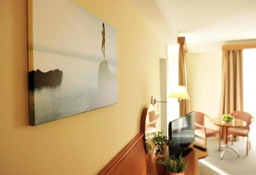 هتل Neptun   Terme & Wellness Lifeclass