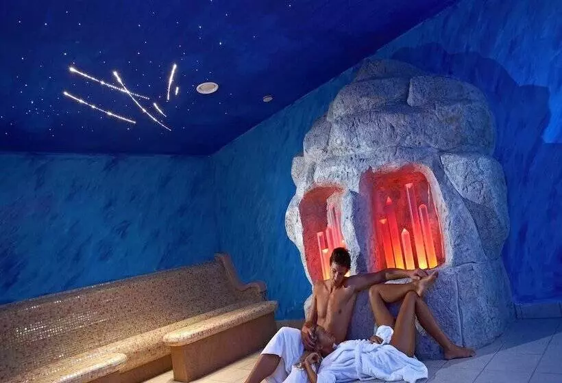 هتل Neptun   Terme & Wellness Lifeclass