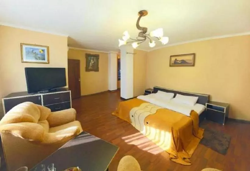 בית מלון כפרי Oasis