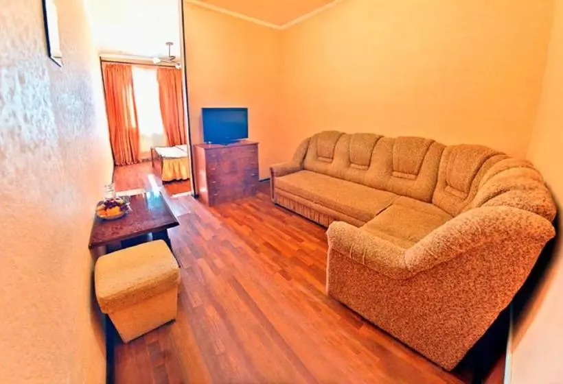 בית מלון כפרי Oasis