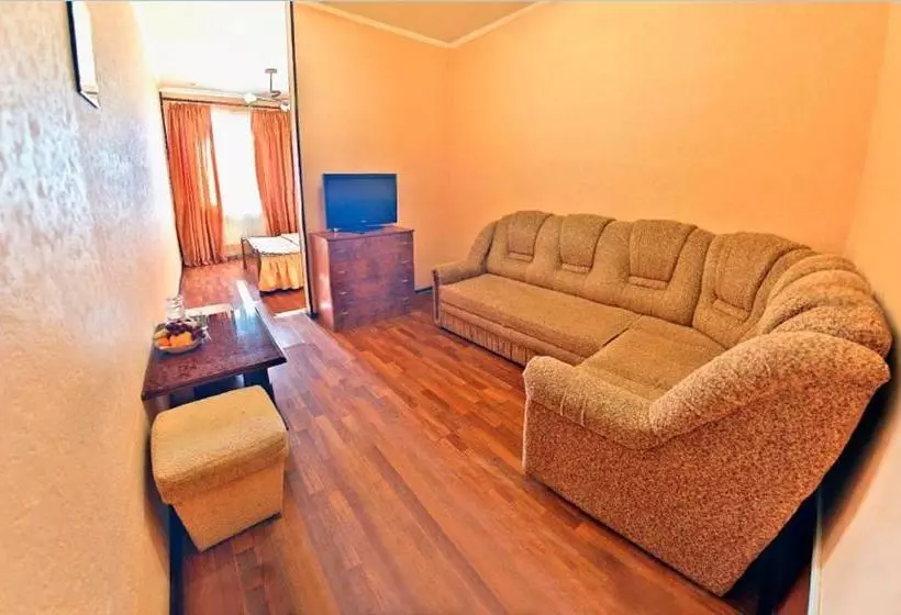 בית מלון כפרי Oasis