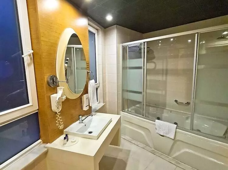 호텔 Ramada Encore By Wyndham Konya Karatay