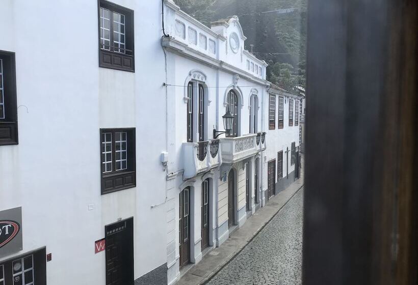 فندق ريفى Gara