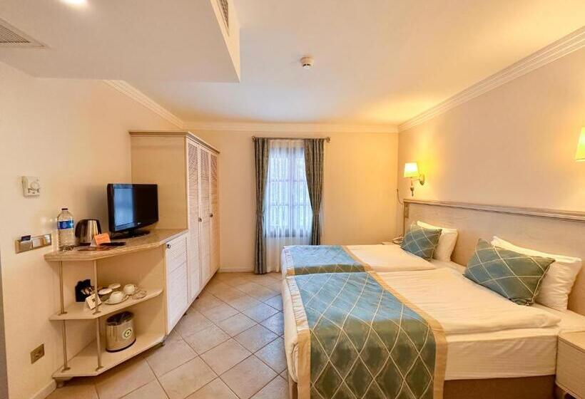 Отель Starlight Resort