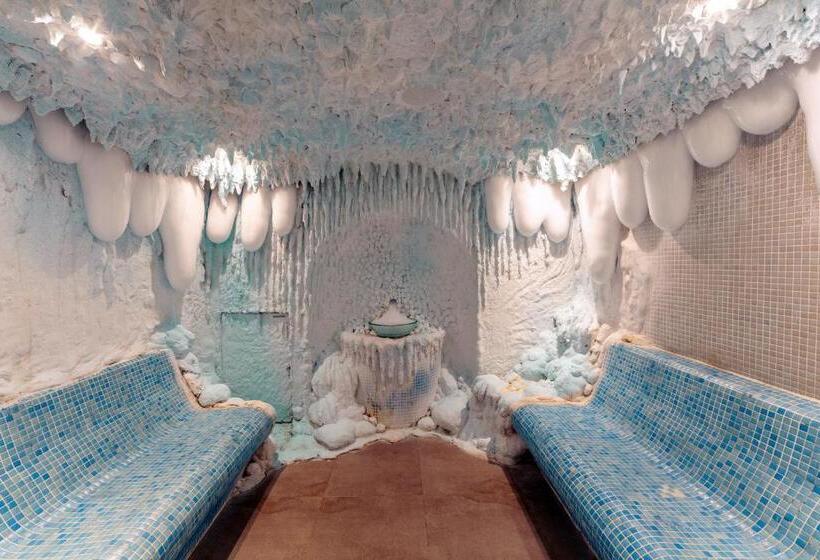 Отель Starlight Resort