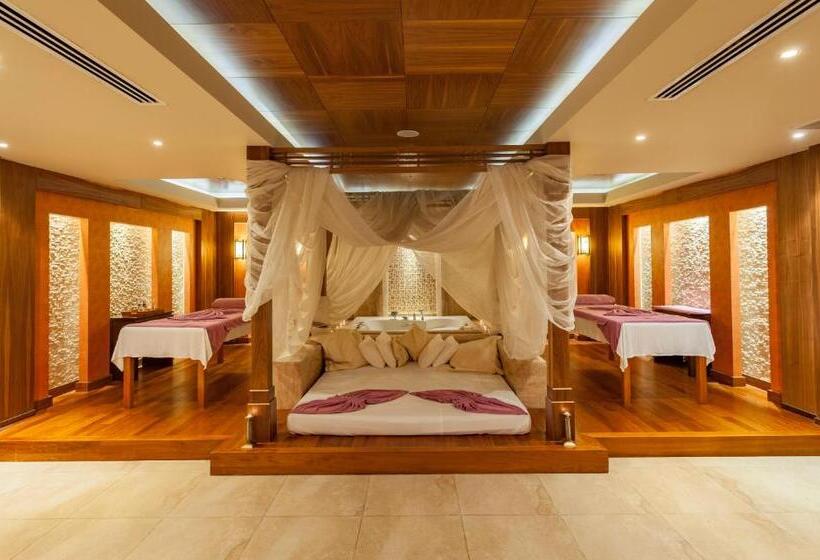 Отель Starlight Resort